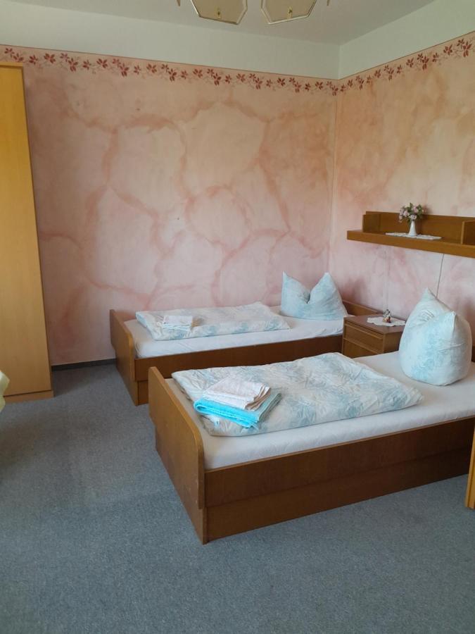 Sport & Freizeit Centrum Pension Heudeber エクステリア 写真