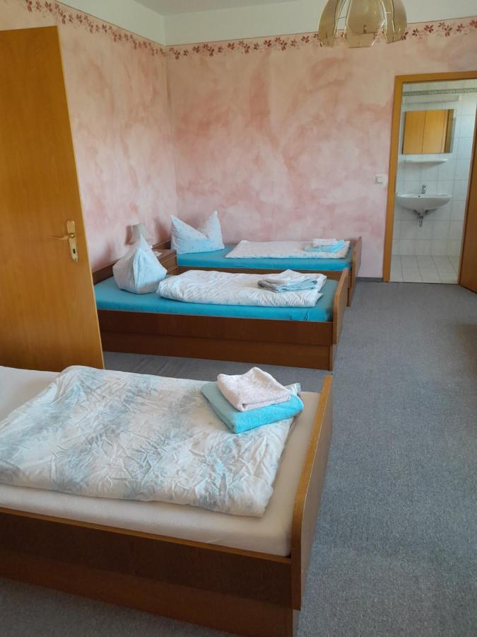 Sport & Freizeit Centrum Pension Heudeber エクステリア 写真
